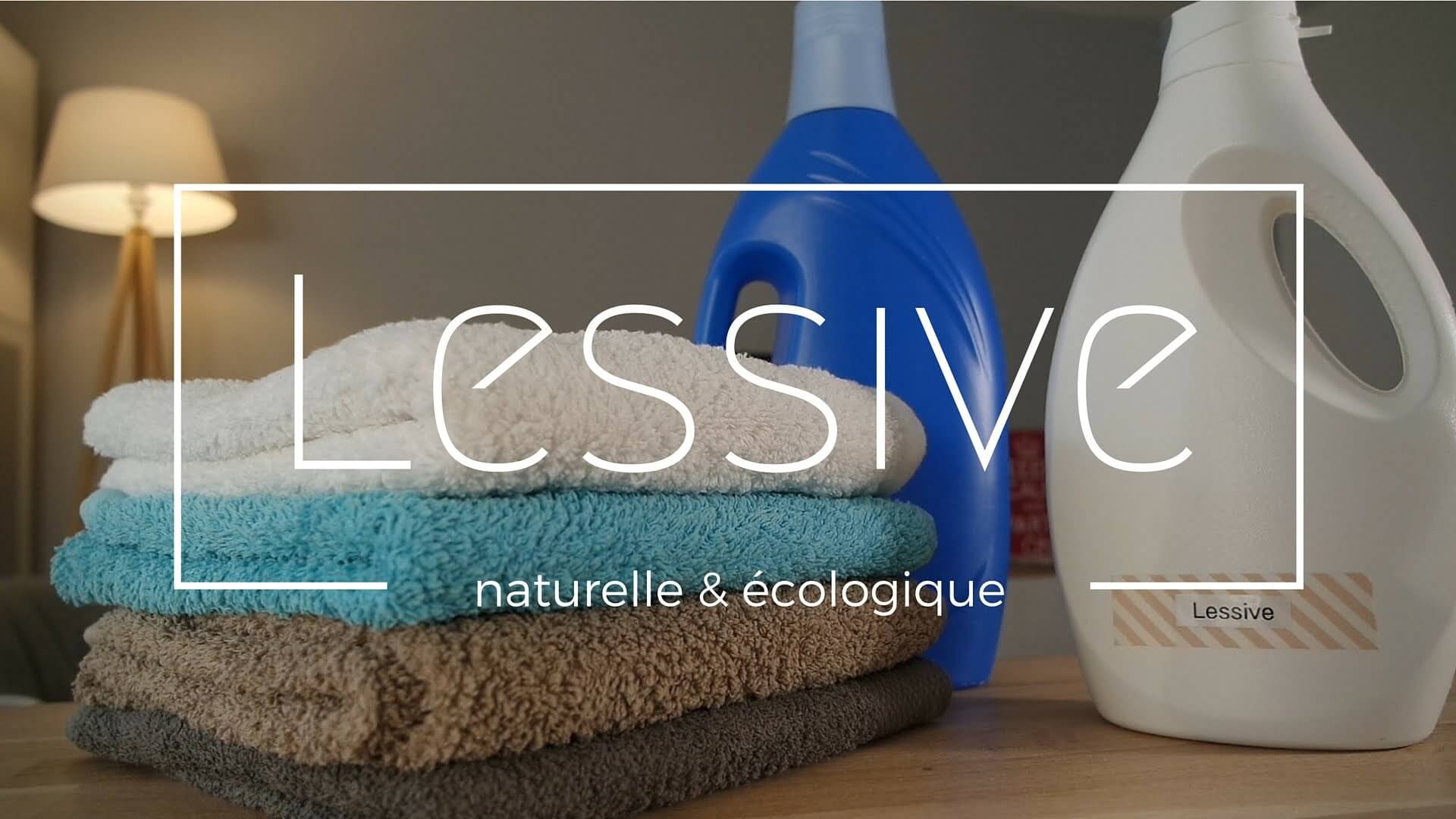 Envie d’une lessive 3 fois moins chère que celles du commerce, efficace et saine pour vous et notre belle planète ? Beaucoup d’entre vous m’ont demandé ma recette miracle la voilà Les ingrédients 75 grammes de copeau de savon de Marseille ou d’Alep (pour ceux qui préfère éviter l’huile de…