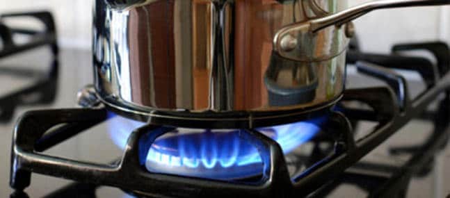 Table des matières masquer 1. Mais tout le monde ne peut pas de digérer correctement le cru 2. les bienfaits de la cuisson 3. Les cuissons les plus néfastes et à proscrire Dans le cru, on trouve tous les nutriments intacts, la cuisson altère beaucoup la qualité des nos repas…